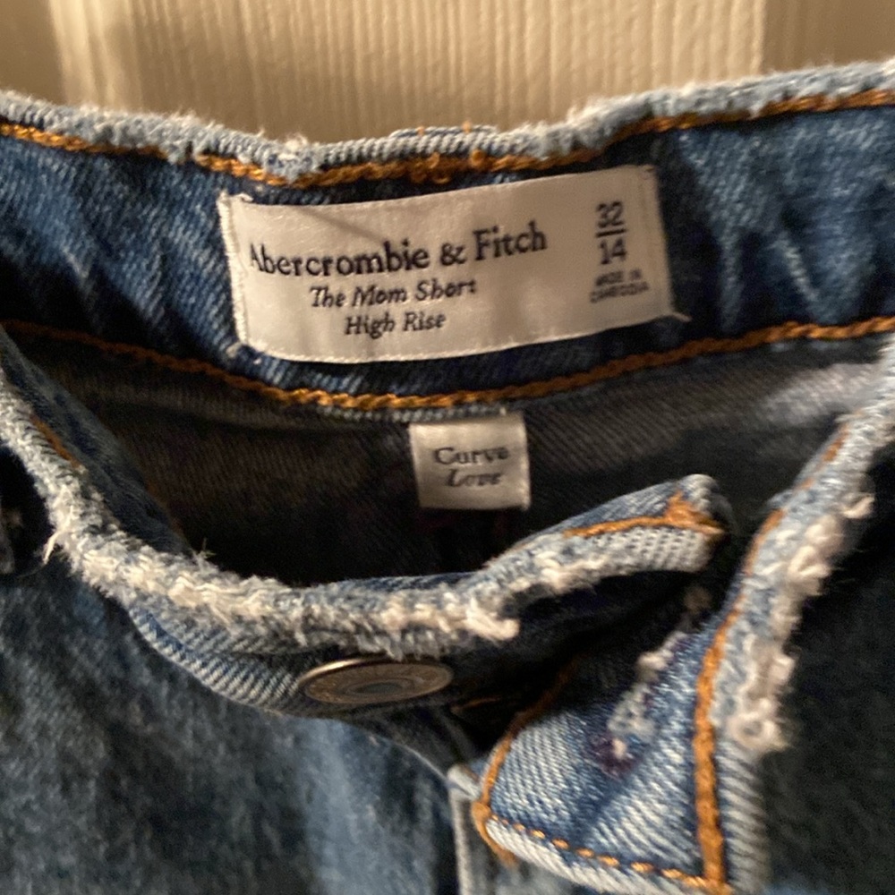 Abercrombie & Fitch Blue Distressed Jean Shorts - Picture 4 of 6